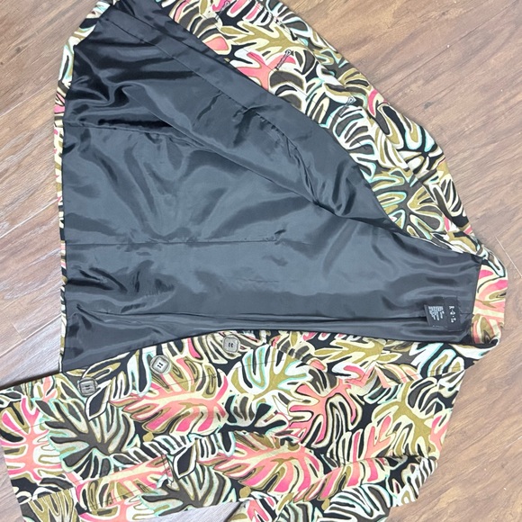 Colorful Leaf Pattern Blazer - Picture 7 of 13